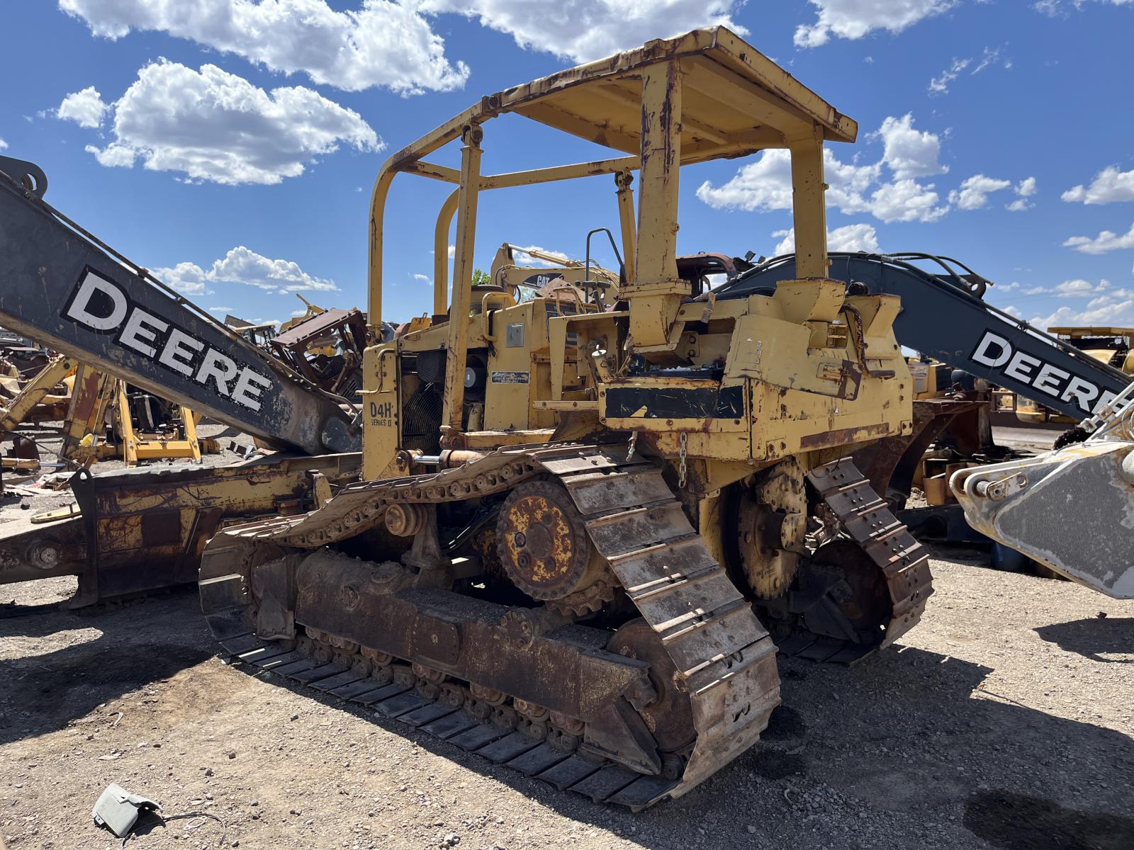 ./imagenes/INVOICE/2019/14386/TOPADOR FRONTAL CATERPILLAR D4H SERIES II (9).JPG